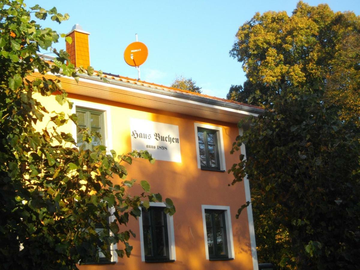 Fewo 2 Ferienwohnung Waren Mueritz - Haus Buchen Am Tiefwarensee - 2 Zi Buitenkant foto
