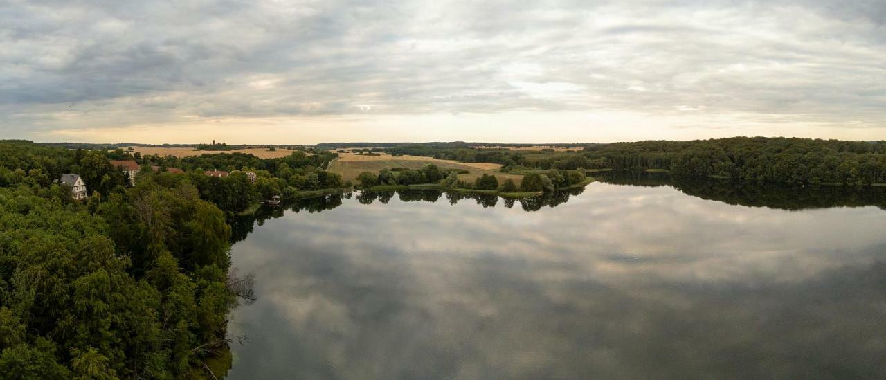 Fewo 2 Ferienwohnung Waren Mueritz - Haus Buchen Am Tiefwarensee - 2 Zi Buitenkant foto